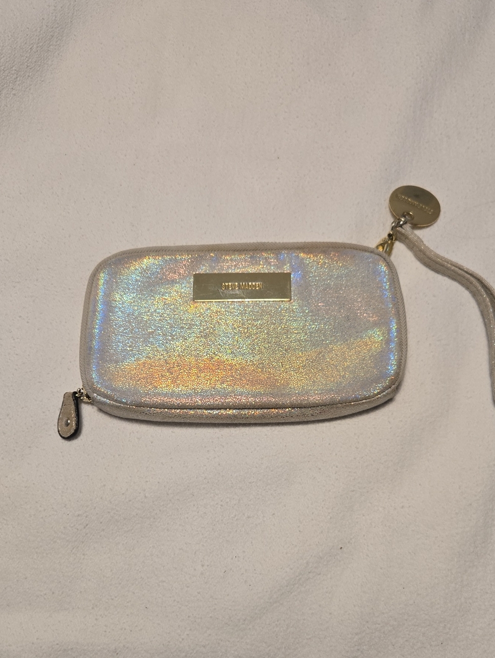 Steve Madden Iridescent Holographic Wristlet Zip Pouch Clutch Silver Metallic